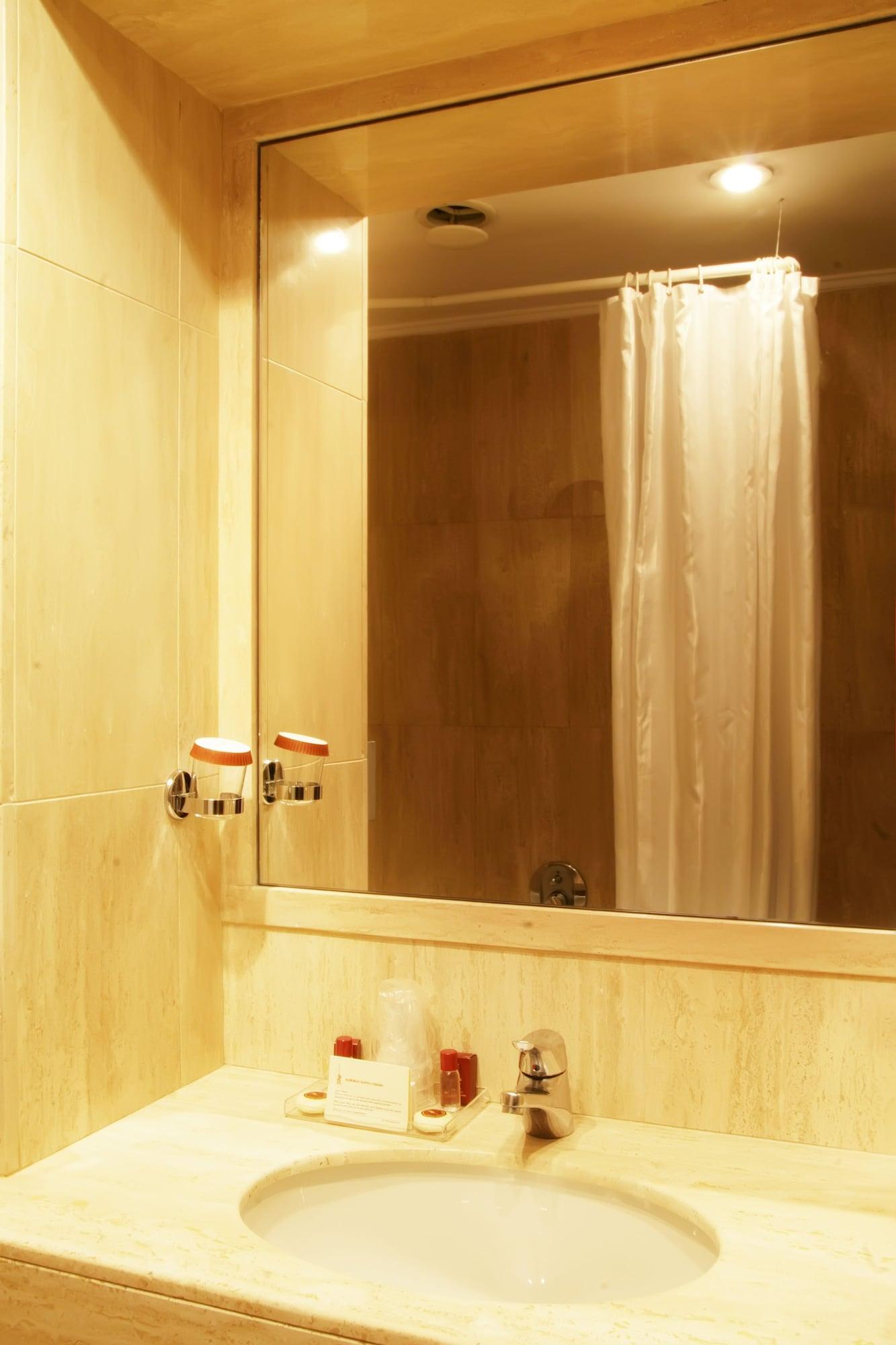 Hotel Albergo Santa Chiara Рим Екстериор снимка