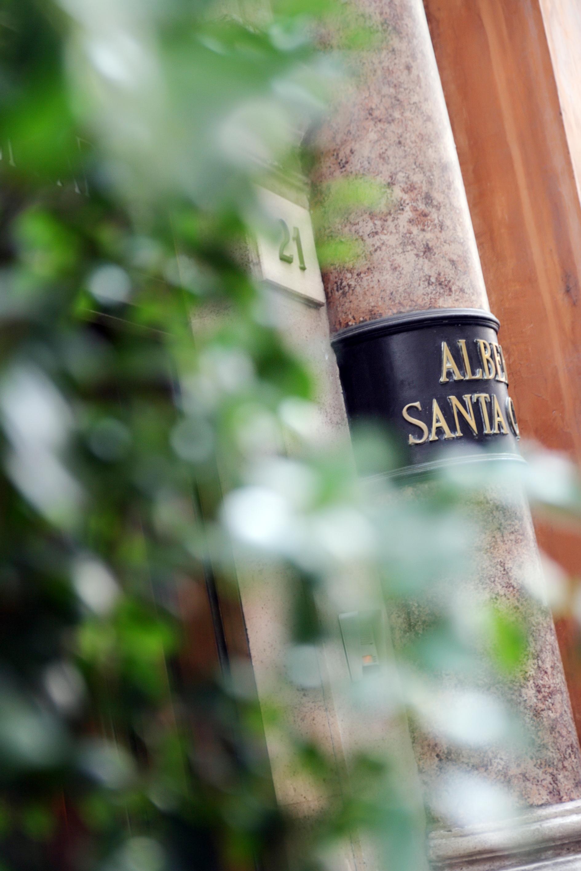 Hotel Albergo Santa Chiara Рим Екстериор снимка