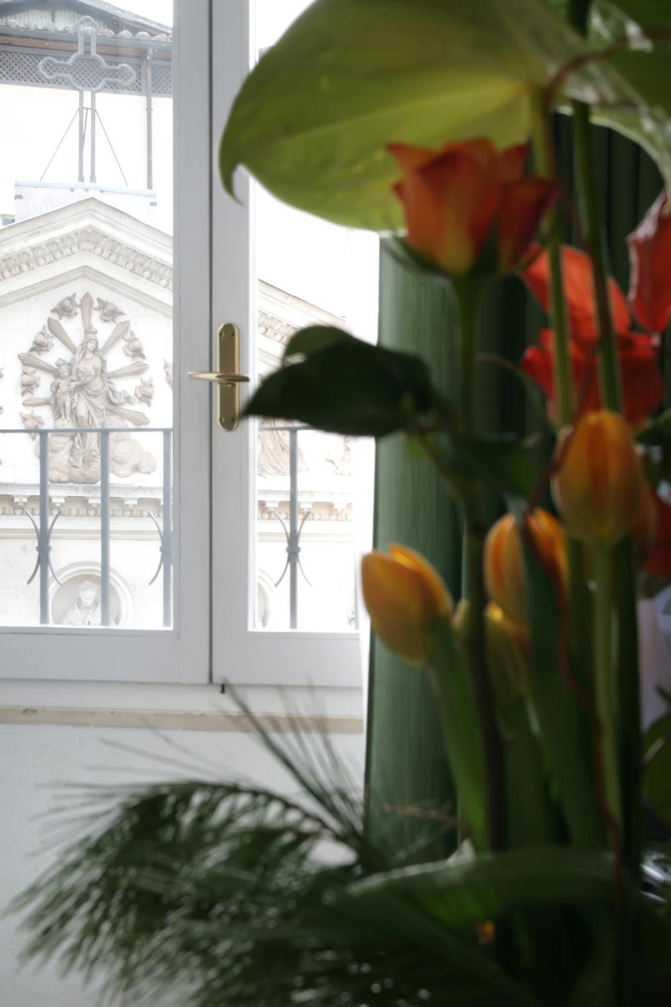 Hotel Albergo Santa Chiara Рим Екстериор снимка
