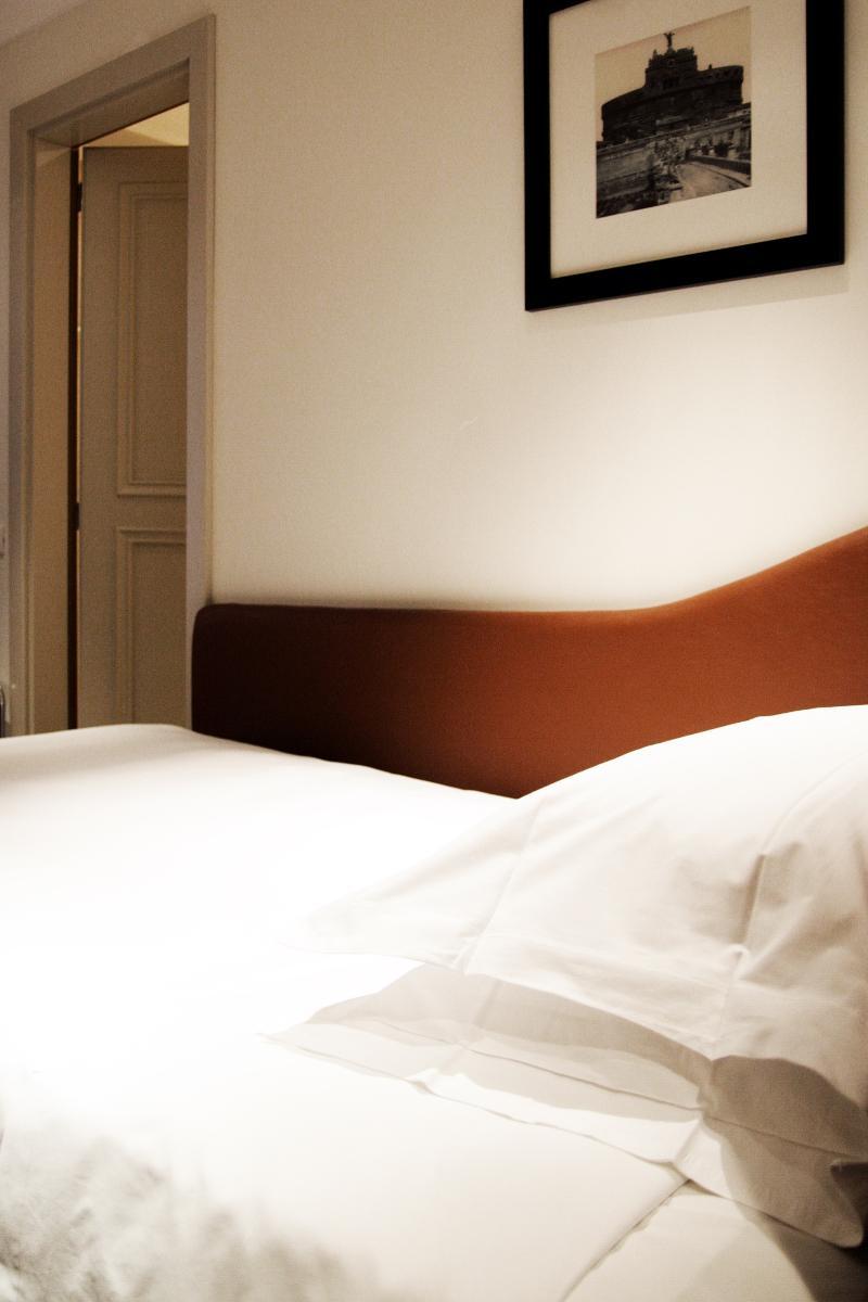 Hotel Albergo Santa Chiara Рим Екстериор снимка