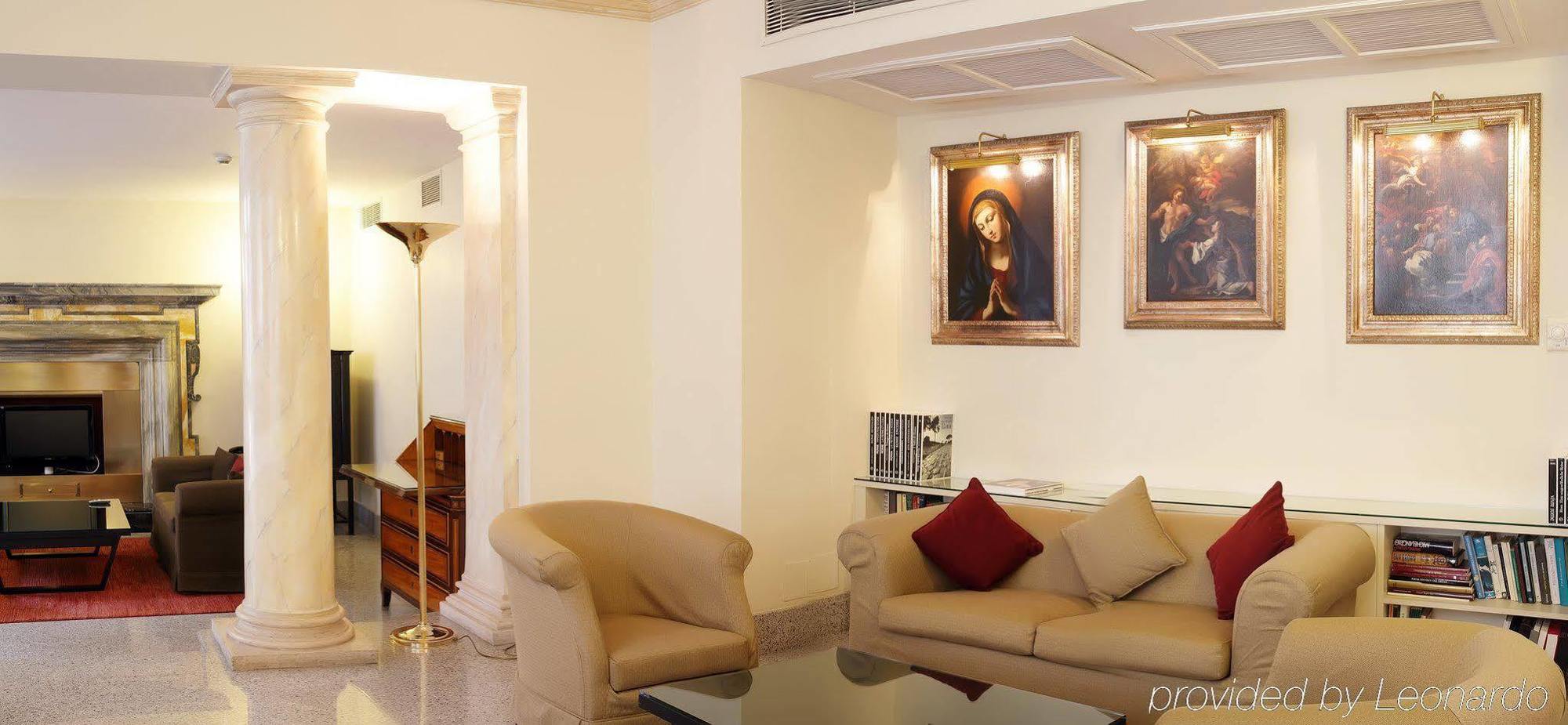 Hotel Albergo Santa Chiara Рим Стая снимка
